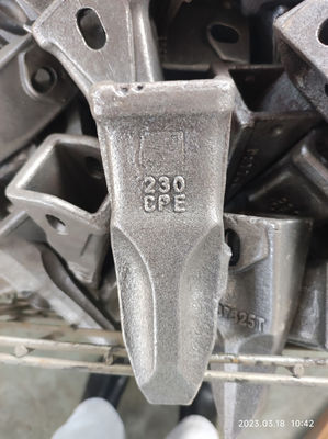 23F 23ST 230L 230ST 230CPE 23WTL Conjunto de Caçamba com Dentes de Tigre Duplos