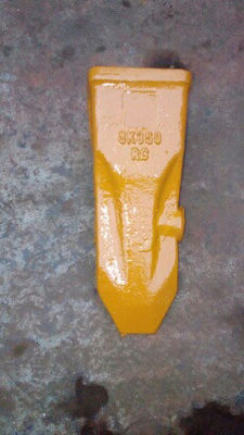 A cubeta dos dentes da cubeta de Kobleco Sk350 dos dentes da cubeta do tipo do N.B. TIG® derruba o dente de SK350RC com material durável para mover-se da terra